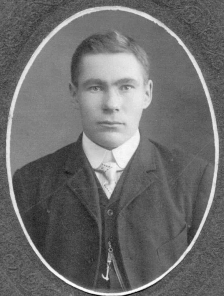photo of Alfred Olin as a young man