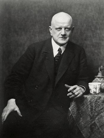 Photo of Sibelius in 1923