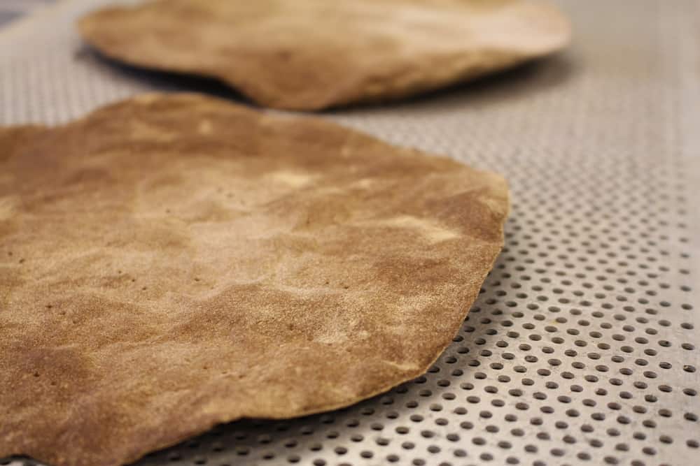 Bark bröd gjort med tall måltid